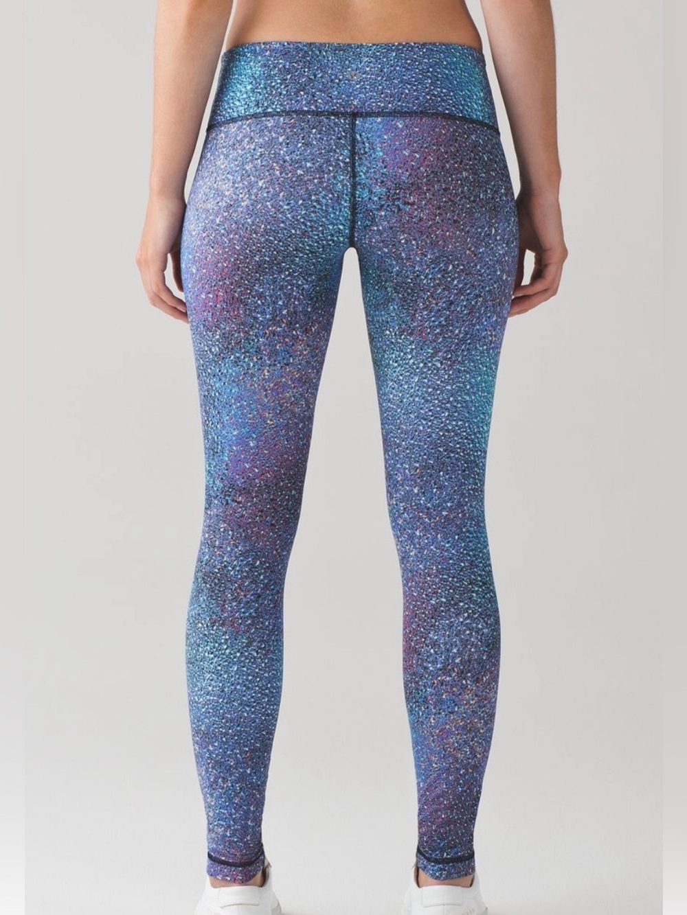 lululemon athletica Blue-Purple Galaxy Print Leggings Size 6